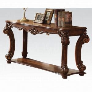 Consola table