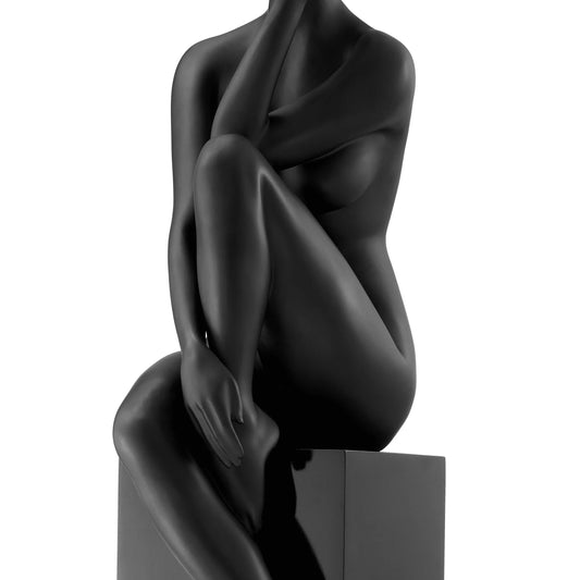 ESCULTURA DE MUÑECA ANTOINETTE CON BASE // NEGRO MATE