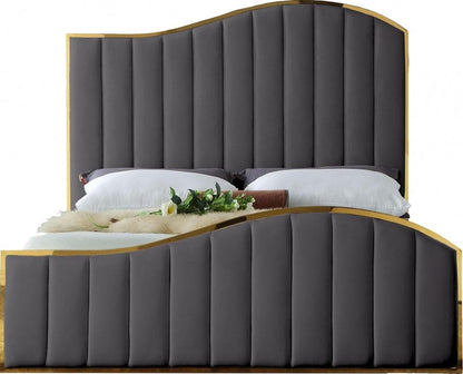 Cama