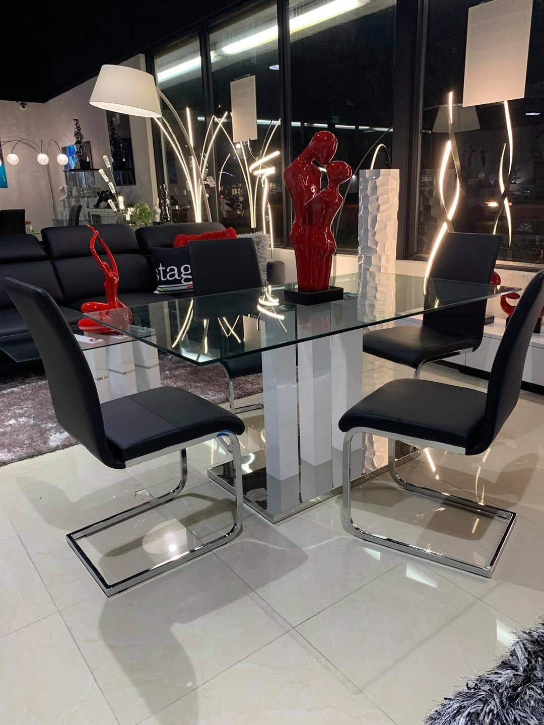 DINING ROOM SET