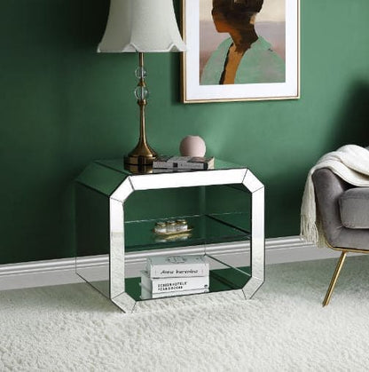 End table - mesa auxiliar