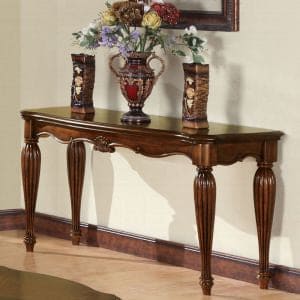 Consola table