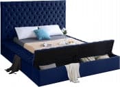 Cama