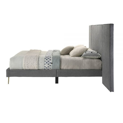 Cama