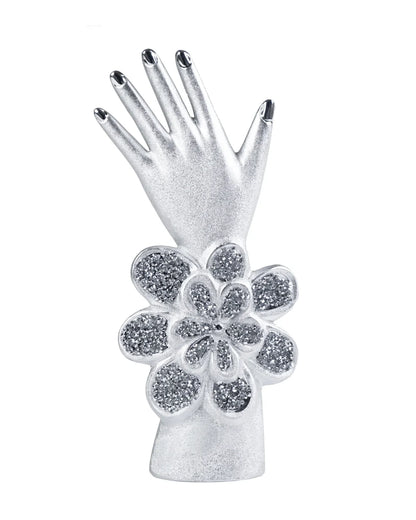 Escultura de la mano de diamante