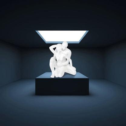 ESCULTURA DE PAREJA ROMÁNTICA ENTRELZADA