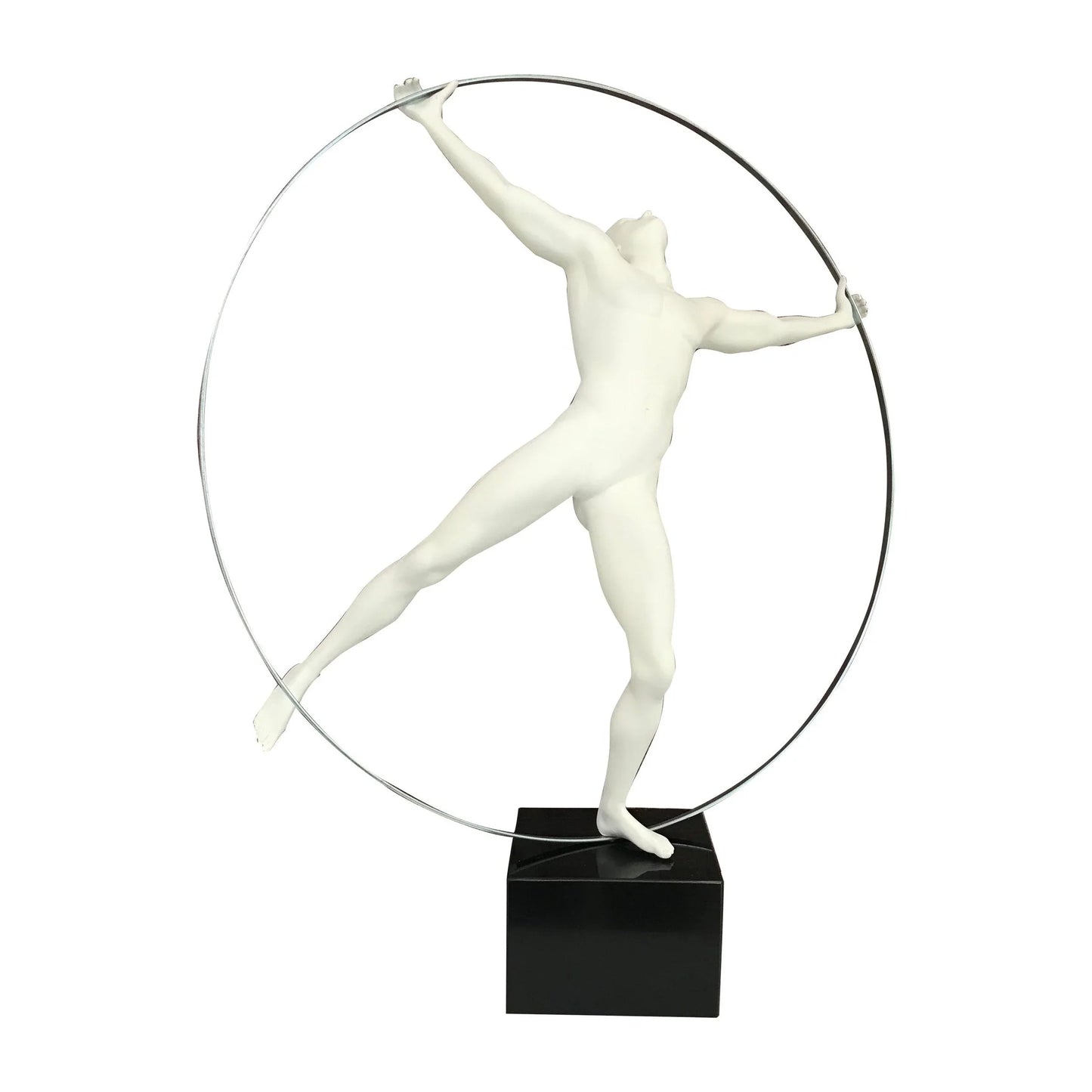 ESCULTURA HOMBRE ANILLO
