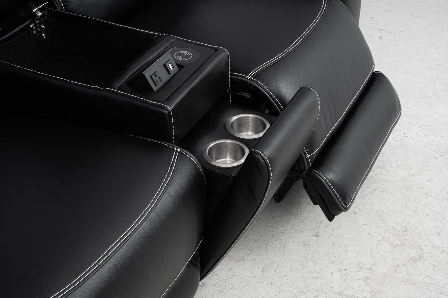 Living Rooms recliner