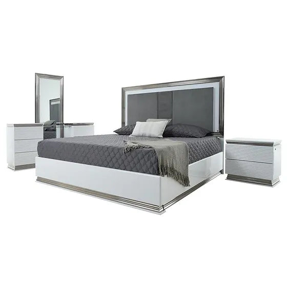 JUEGO DE DORMITORIO CON TOCADOR O CÓMODA
