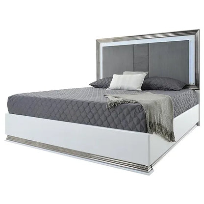 JUEGO DE DORMITORIO CON TOCADOR O CÓMODA