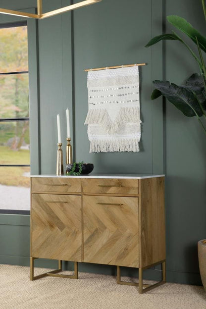 Accent cabinet